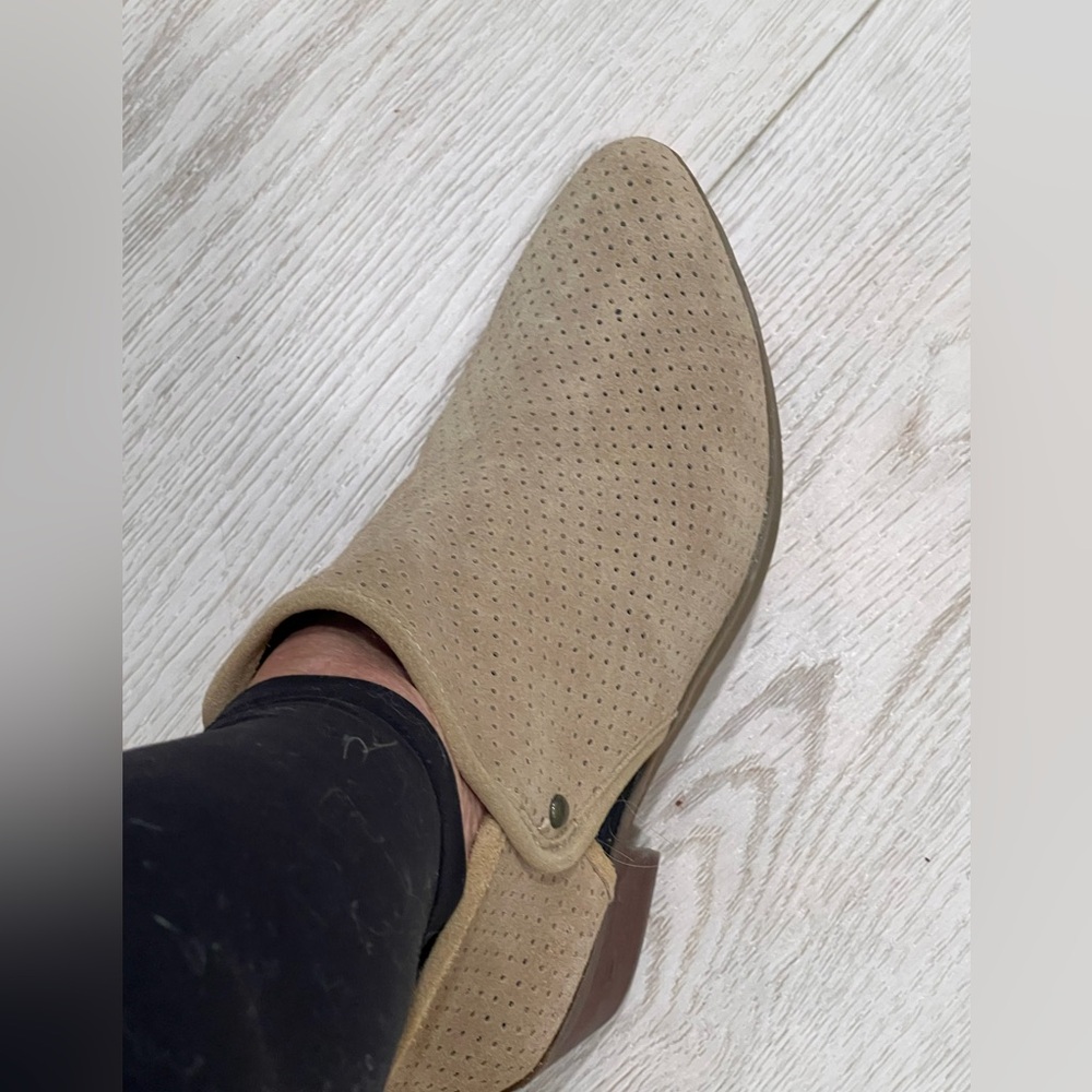 Women’s leather Tan Suede Slip-On Shoes